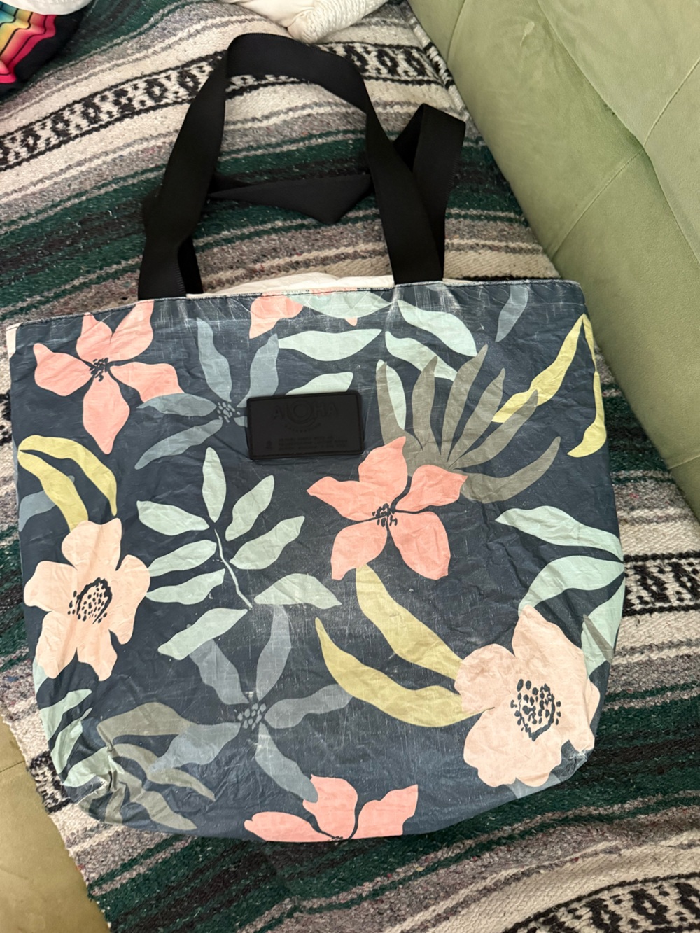 Aloha Collection Day Tripper Tote in Flora - Eve